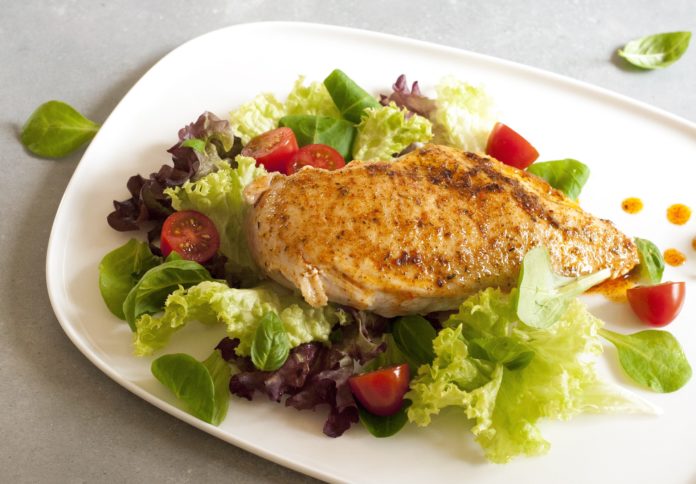 salada de frango deliciosa